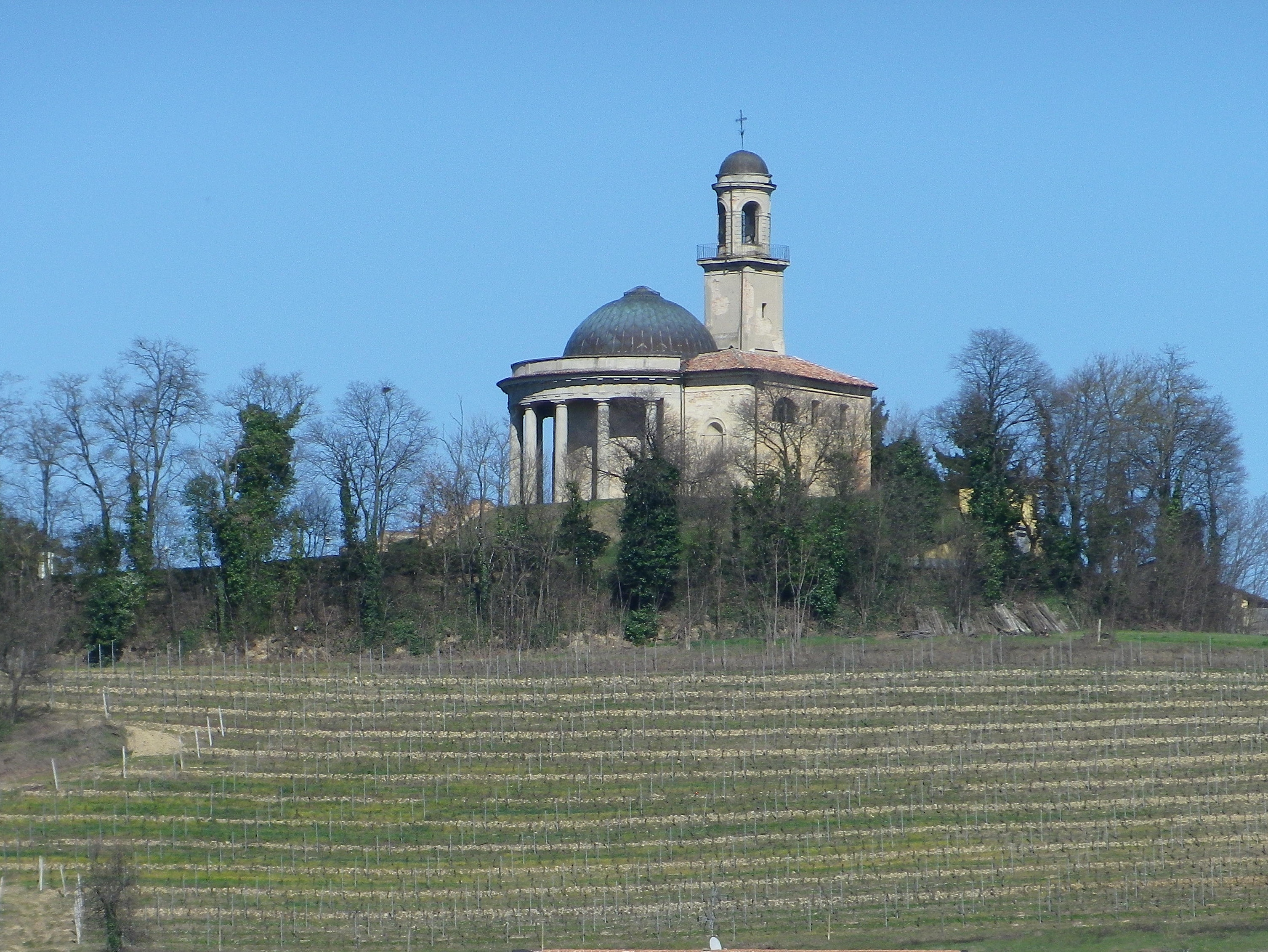 Madonna delle Grazie and its Hillside